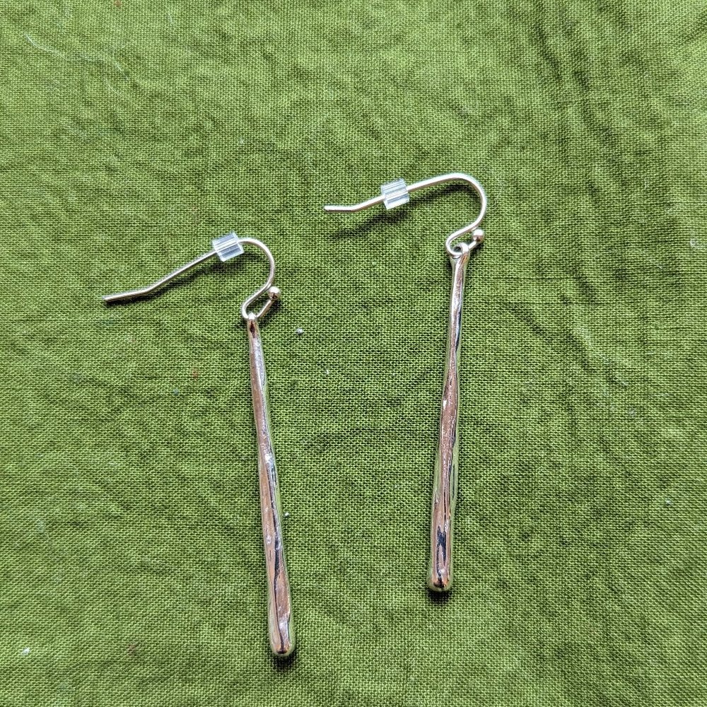 ✨ Silver Hammered Drop Earrings ✨